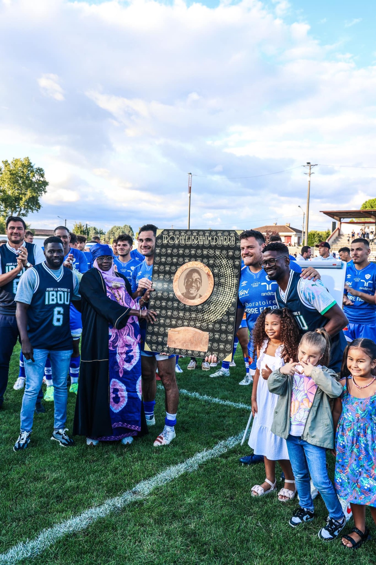 Le CO s'est largement imposée face à Montauban pour la troisième édition du Trophée Ibrahim Diarra (©Castres Olympique)